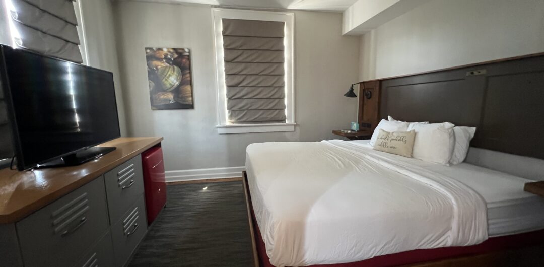 10 Fun Things to Do in St. Paul, Virginia: Your Guide to Adventure in Appalachia 4 things to do in st. paul va - western front hotel room