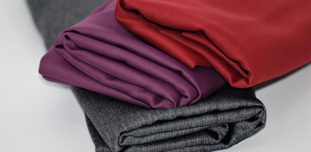 Comfortable Maternity Pants Every Mom Needs for Travel 4 Comfortable Maternity Pants Every Mom Needs for Travel - Different Fabrics