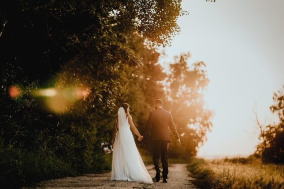 The Best Bridal Hair and Makeup Teams for Outdoor Weddings - Outdoor Wedding