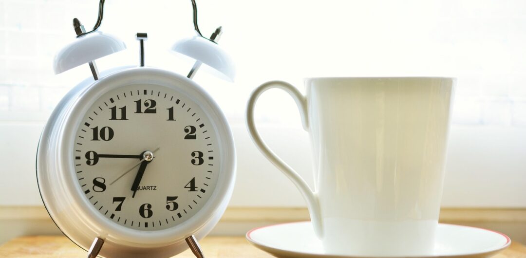 Minimalist Living: How Cutting Excess Brings Peace of Mind 5 Minimalist Living How Cutting Excess Brings Peace of Mind - Personal Time with Coffee