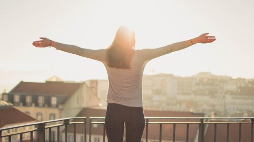 The Secret Ingredient to a Stress-Free City Trip - Woman in the City