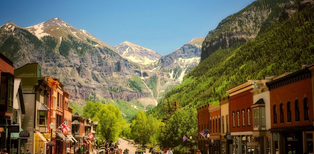 American Small Towns Worth Visiting At Least Once 3 American Small Towns Worth Visiting At Least Once - Telluride, Colorado
