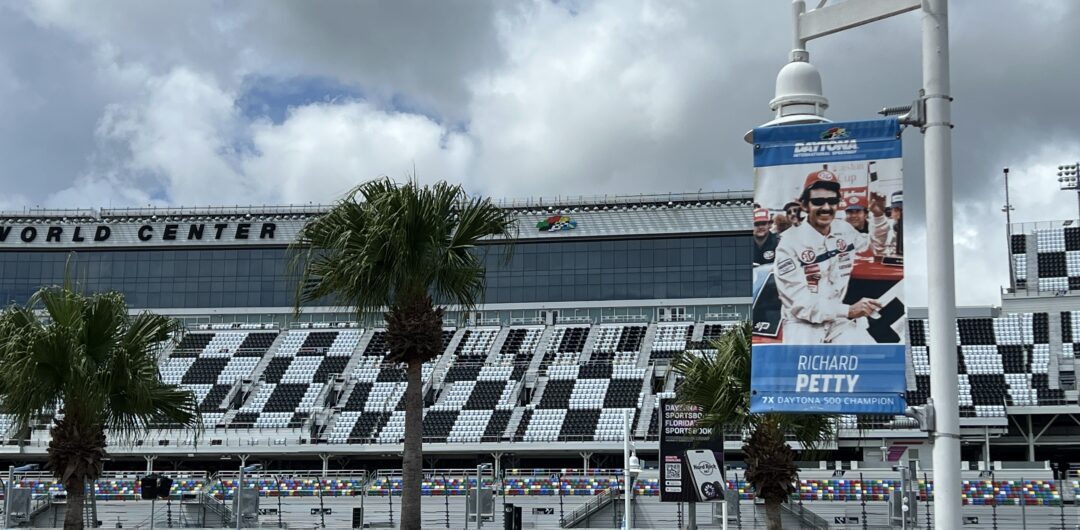11 Best Things to Do in Daytona Beach Year-Round 2 things to do in daytona beach year-round - daytona motor speedway