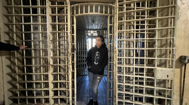 Homepage 4 west virginia paranormal trail - WV penitentiary entrance to barber shop