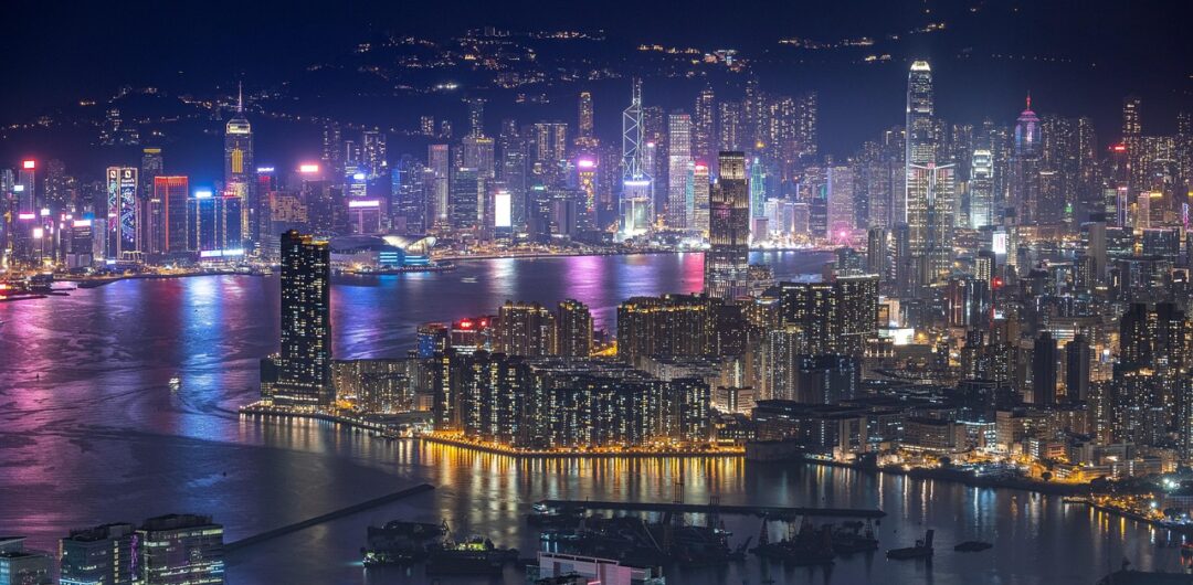 5 Of The Most Luxurious Hotels You Have To Try - Hong Kong at Night