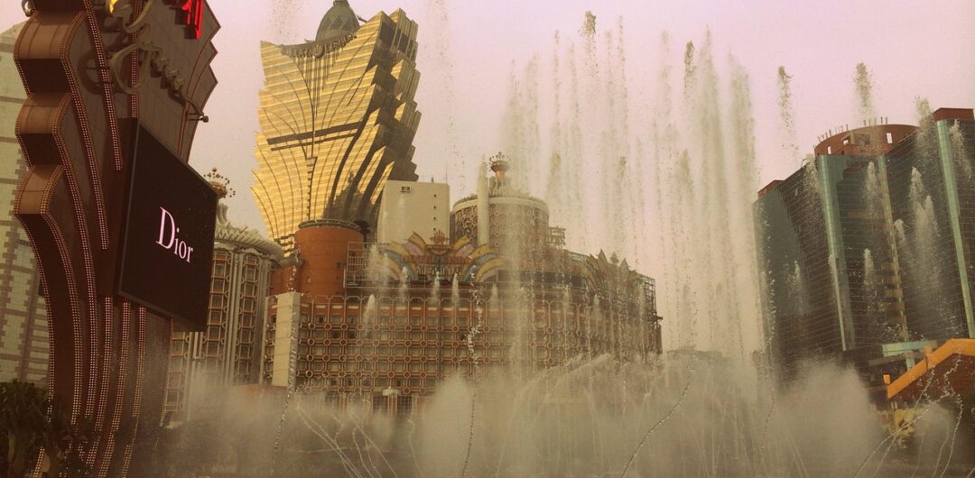 4 Reasons Why Macau Should Be On Your Travel Bucket List 5 Why Macau Should Be On Your Travel Bucket List - Fountain in Macau