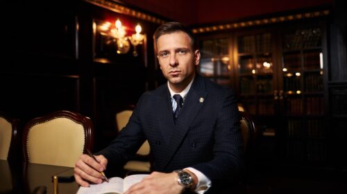 Three Lawsuit Facts People Learn Too Late - Lawyer with Paperwork