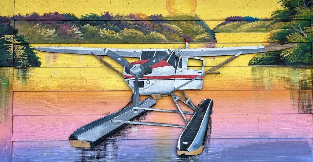 Tavares Seaplane capital mural