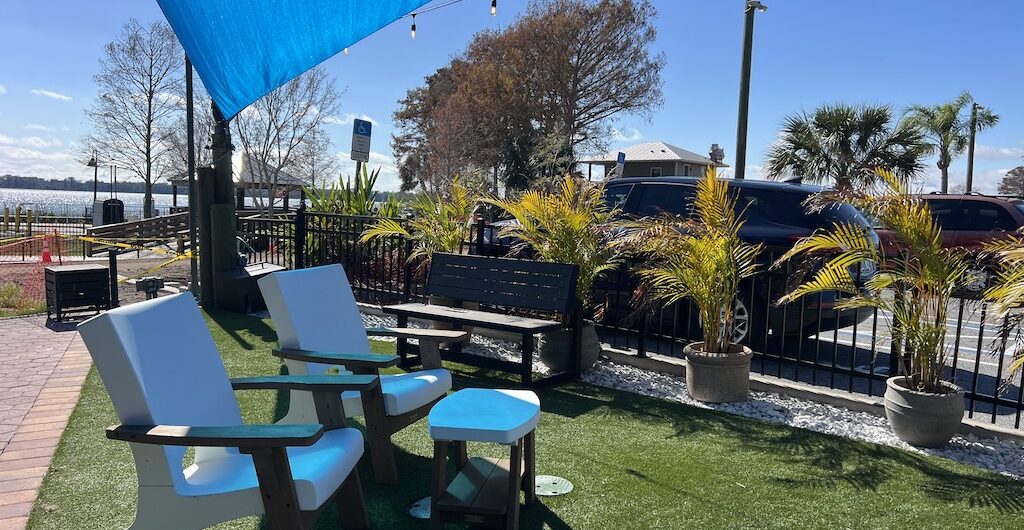 Tavares Seaplane capital restaurant patio area