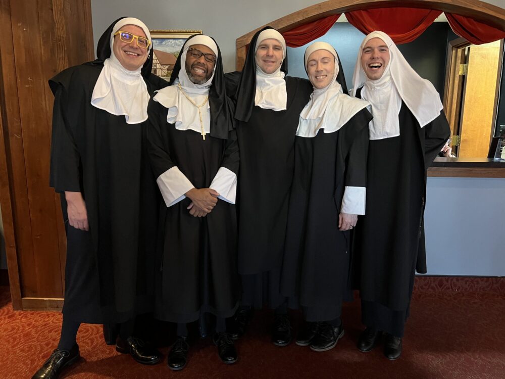 things to do in wytheville - dinner show at Wolf Haus